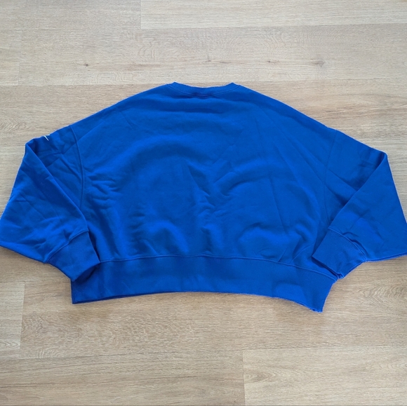 NWT Nike Women's Seattle Seahawks Embroidered Cobalt Blue Crewneck Size Large - Picture 4 of 7